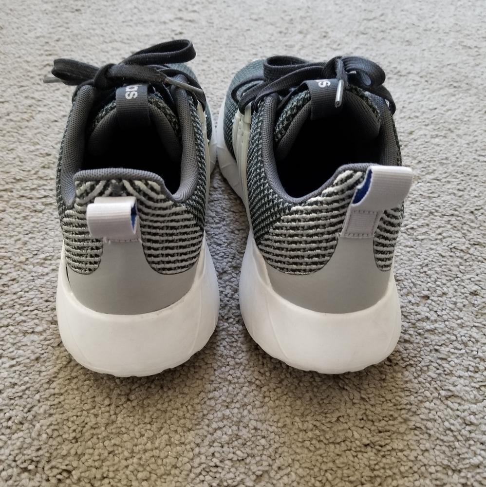 Adidas - Picture 4 of 5